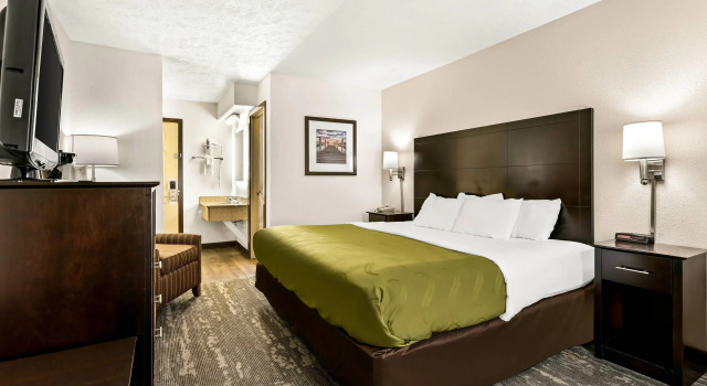 Двухместный номер Standard Quality Inn Traverse City