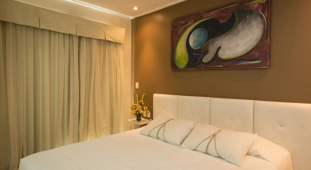 Arrey Executive Hotel