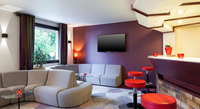 Kyriad Hotel Strasbourg Lingolsheim, Book Hotel Hotels in Alsace with Parking, Parking