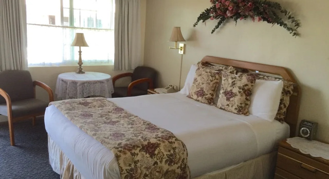 Двухместный номер Comfort Sundown Inn of Morro Bay