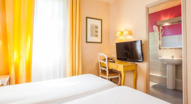 Двухместный номер Standard Logis Hotel Les Vignes Blanches