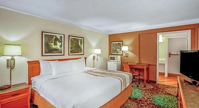 Номер Standard La Quinta Inn Houston Greenway Plaza