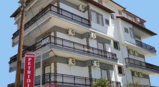 Petridis Hotel, Book Hotel Olymbiaki Akti 