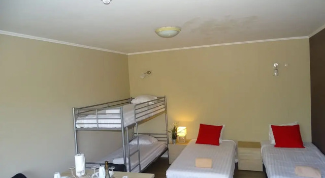 Четырёхместный номер Standard Budget Flats Brussels