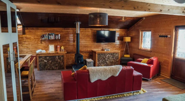 Donard Shadow Lodge, Забронировать Отель Ньюкасл Mourne Mountains, рядом с Newcastle Community Cinema