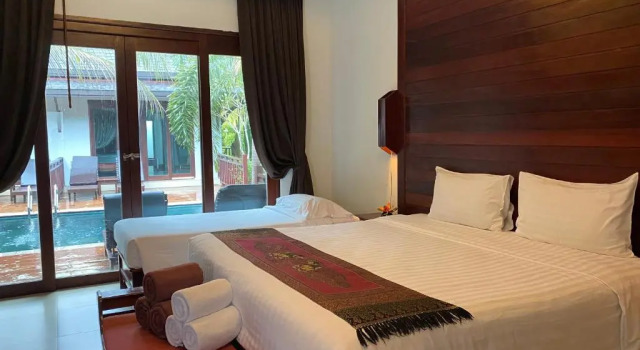 Трёхместный номер Standard с видом на бассейн Howard Johnson by Wyndham Phuket Naiyang