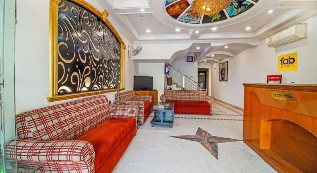 OYO 8505 Hotel Ashu Palace