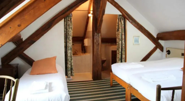 Номер Standard Logis Auberge De La Plaine