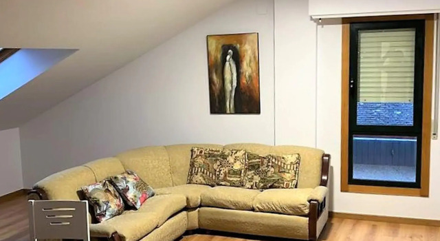 Premium apartment in A Valenzá near the centre, Prenota Appartamento Ourense 
