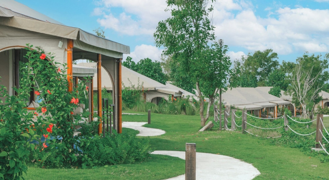 Люкс с видом на залив ARNA Suites and Ocean Lounge