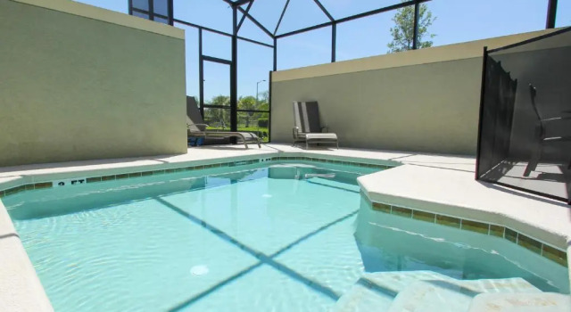 # 8980 - Majesty Palm Road, Book Hotel Hoteller i Four Corners med pool, Swimmingpool