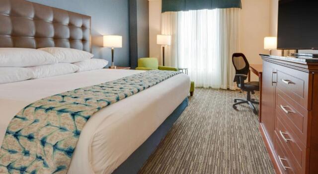 Номер Superior Drury Plaza Hotel Columbia East