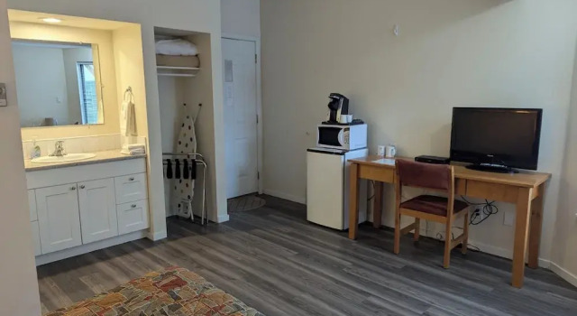 Номер Standard Summerland Motel