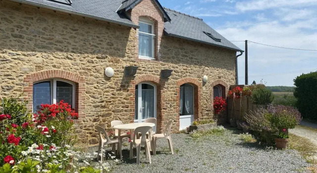 Коттедж Semi-detached House, St. Meloir-des-ondes