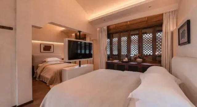 Семейный люкс Deluxe с 2 комнатами Miyake Yisheng · Middleton style medieval luxury designer Snow Mountain View Hotel