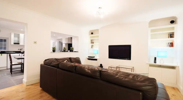 Garden Flat for 4 in Kentish Town/camden, Забронировать Отель Отели Англии 3 звезды, 3*