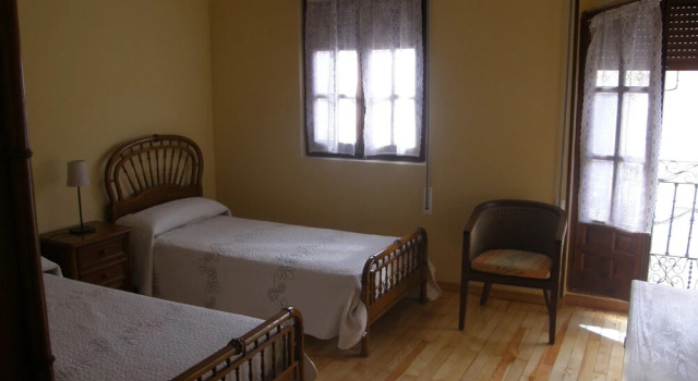 Casa Rural Baco, Забронировать Отель Баньос-де-Вальдеарадос Burgos Province