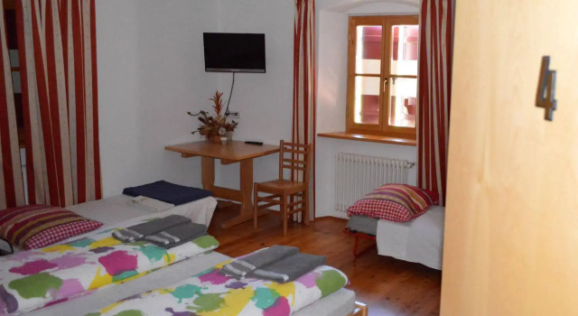 Hotel Zur Kirche, Забронировать Отель Салорно Oltradige - Bassa Atesina