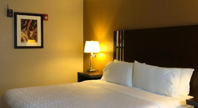 Двухместный номер Standard Holiday Inn Express Winnemucca by IHG