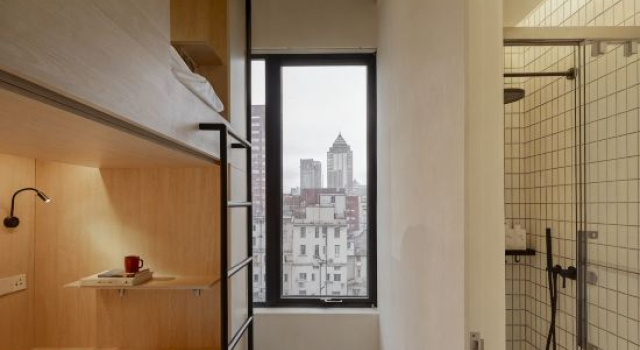 Кровать в общем номере (женский номер) Hi Cozy International Hostel East Nanjing Road & The Bund & 24h English Services