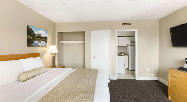 Standard double chambre Days Inn by Wyndham Golden