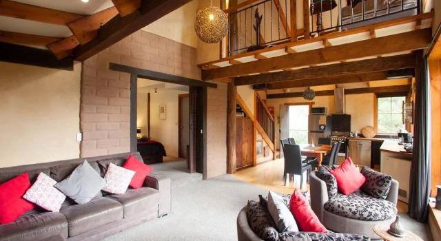 La Boheme Villa, Book Villa Villaer i Musk, Villa