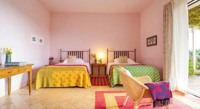 Двухместный номер Deluxe с балконом La Foresteria Planeta Wine Resort & Beach Club