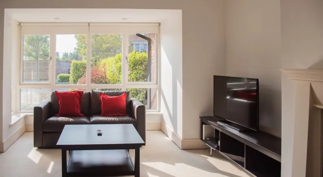 Kelston Townhouse Foxrock, Rezervați Hotel Dublin Dublin County