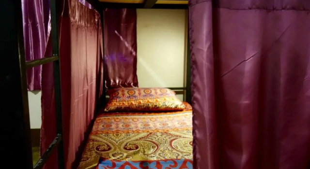 Кровать в общем номере Little Hostel