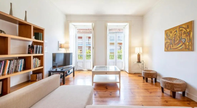 Апартаменты Guestready - Bright Family Home with Private Rooftop Terrace in Alcântara