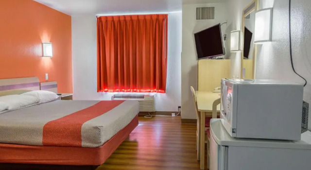 Номер Standard Motel 6-Redmond, OR