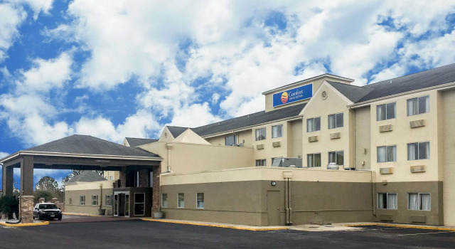 Comfort Inn & Suites Crystal Inn Sportsplex