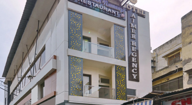 OYO 11928 Hotel Ajmer regency, Забронировать Отель Отели штата Раджастхана с парковкой, Парковка