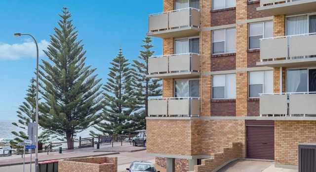 Tasman Towers - Unit 13