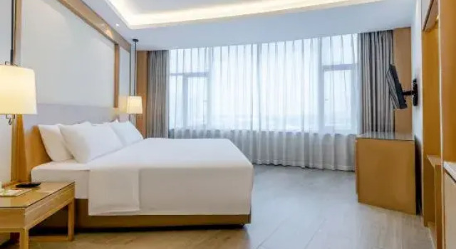 Люкс Lyca Hotel (Foshan Flower World Subway Station Branch)