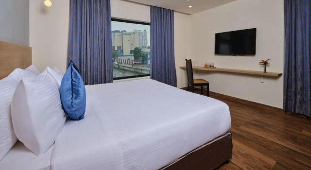 Номер Deluxe Essentia Premier Hotel Chennai OMR