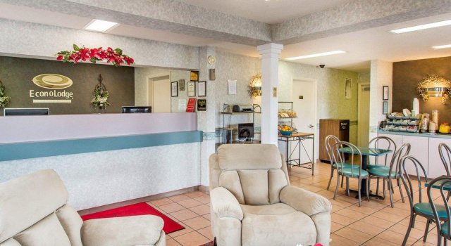 Econo Lodge Dothan West
