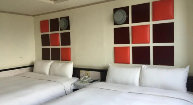 Семейный номер Standard King Lo Tung Hotel