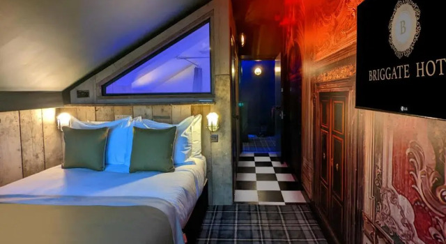 Двухместный номер Standard с балконом Briggate Hotel
