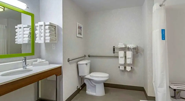 Двухместный люкс Hampton Inn & Suites Edmonton/West