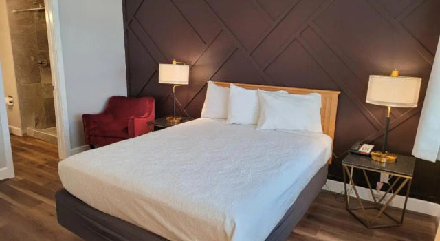 Двухместный люкс Bridge Street Inn