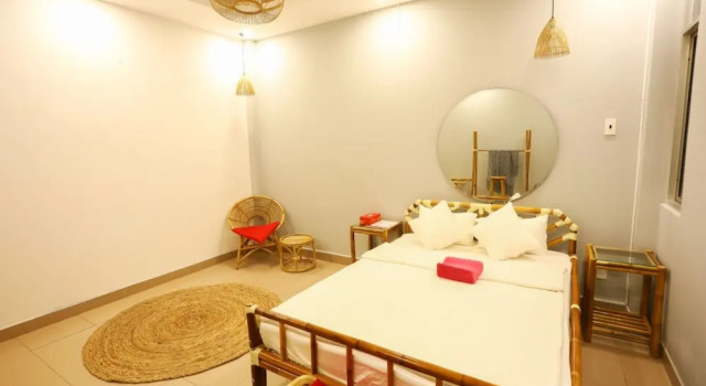 Long Den Do Hotel, Забронировать Отель Отели Хошимина с парковкой, рядом с Vinh Nghiem Pagoda, Парковка