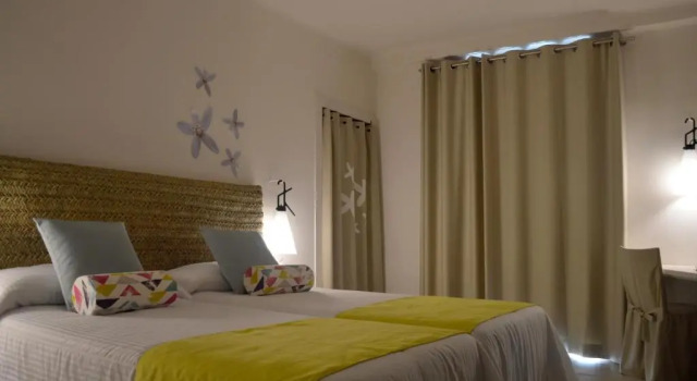 Двухместный номер Superior Hotel Tarongeta