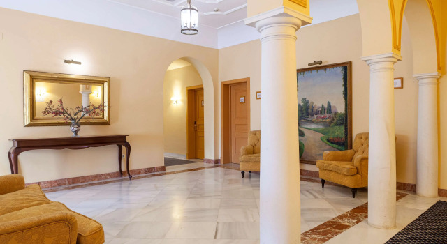 Villa Jerez, Забронировать Отель Отели Херес-де-ла-Фронтера с бассейном, рядом с St. Peter's Church, Бассейн