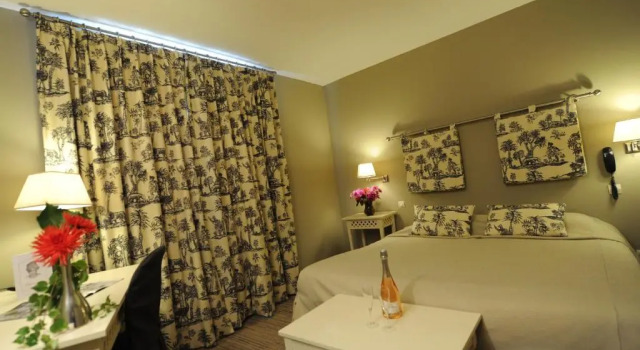 Номер Comfort Le Relais du Bellay