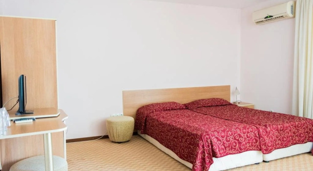 Hotel Debi, Забронировать Отель Отели Черноморца 3 звезды, 3*