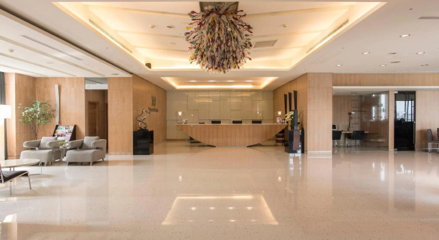 Beacon Hotel