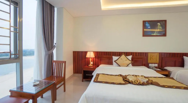 Номер Deluxe Vinh Hoang Hotel
