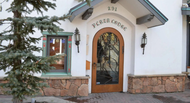 Plaza Lodge by Destination