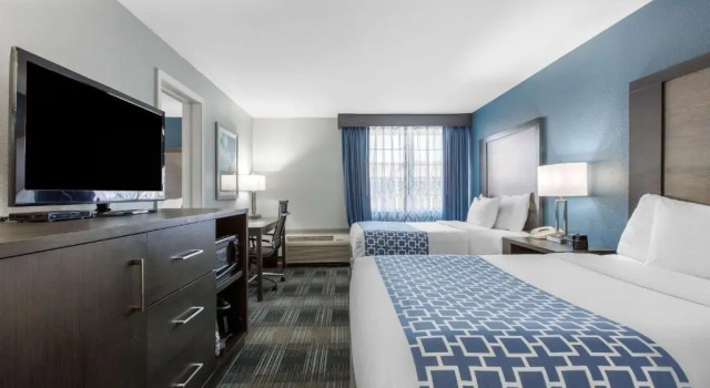 Люкс с 2 комнатами Cielo Hotel Bishop-Mammoth, an Ascend Collection Hotel